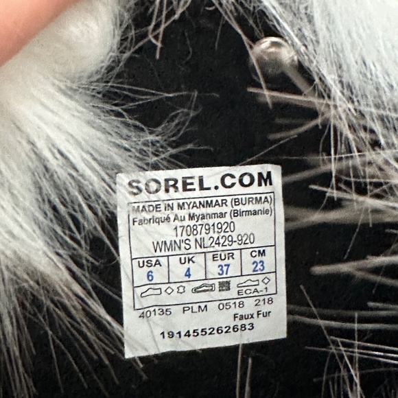 LIKE NEW JOAN OF ARCTIC™ WOMEN'S WATERPROOF BOOT - Picture 6 of 7